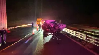 Un conductor falleció tras quedar prensado entre dos tráileres por obras en carretera de Veracruz