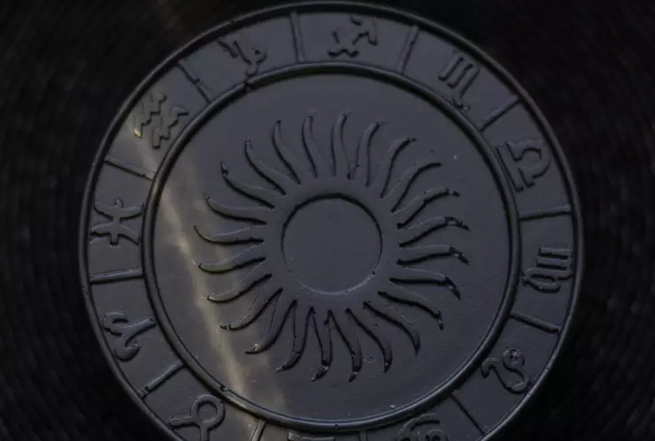 Conoce los horóscopos de hoy 5 de septiembre paara todos los signos del zodiaco