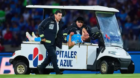 Andrés Montaño se lesionó en Cruz Azul