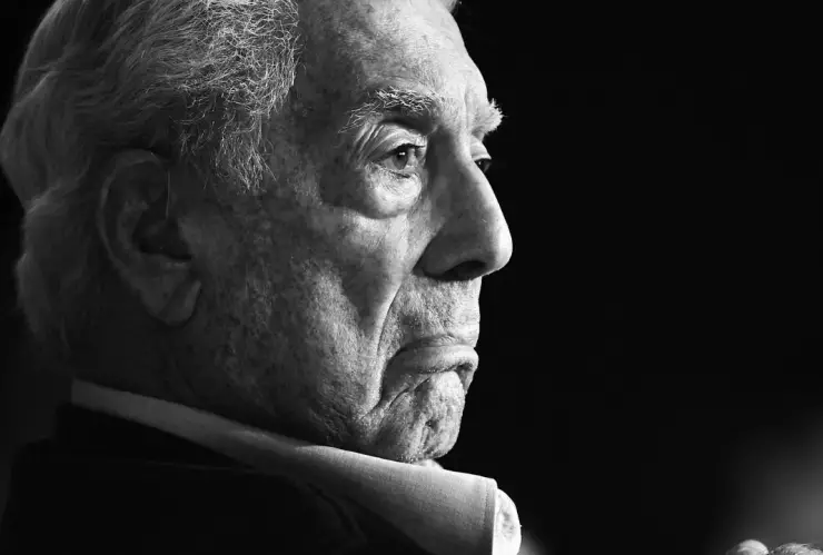 Muere Vargas Llosa