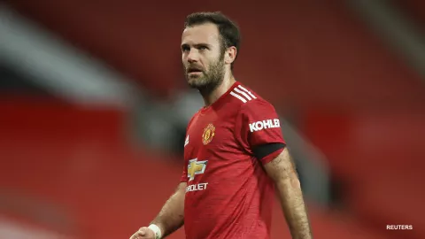Juan Mata con Manchester United