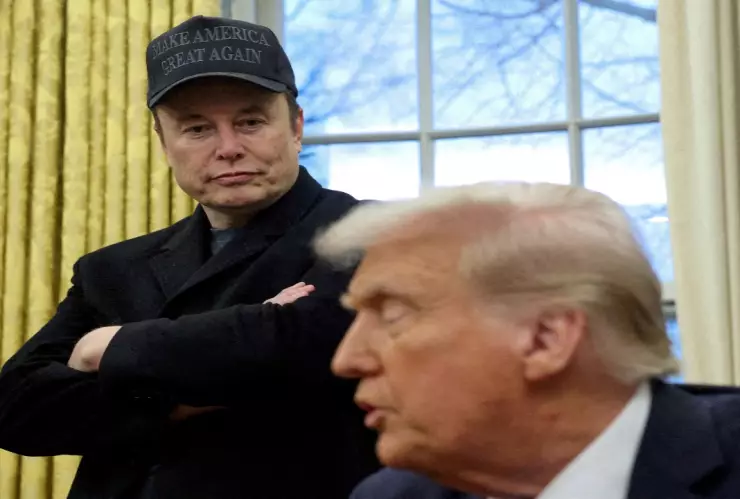 Elon Musk cambia postura sobre aranceles tras pérdidas