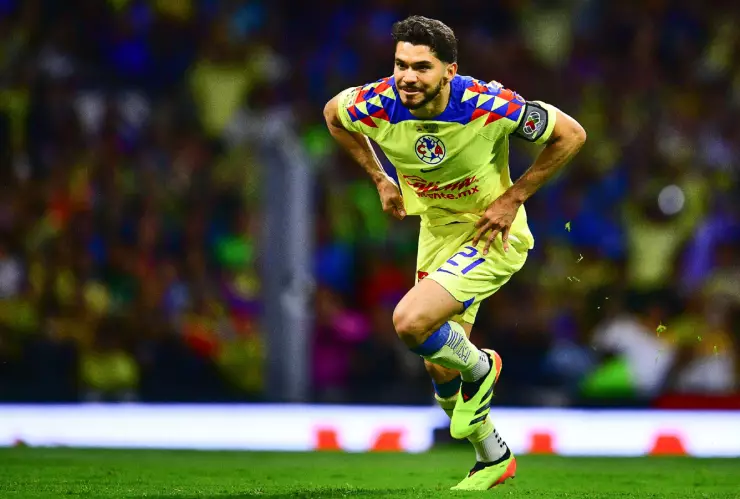 Henry Martín celebra el gol ante Cruz Azul