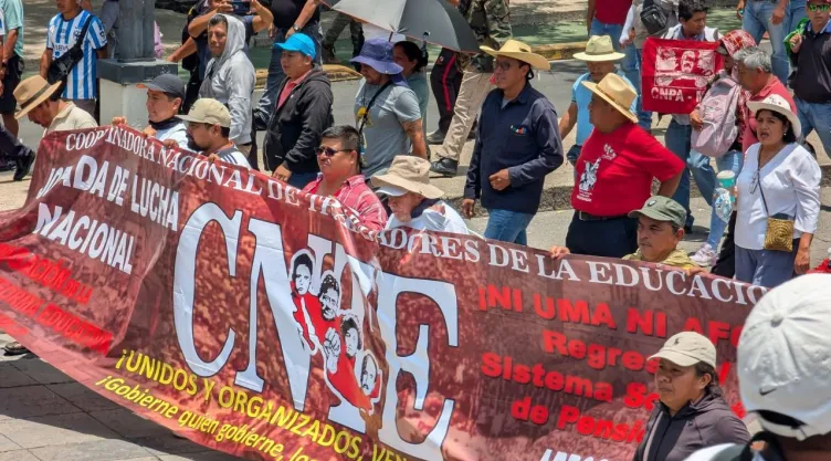 Paro nacional de la CNTE: Maestros amenazan protestas en embajadas y bloqueos en carreteras de México