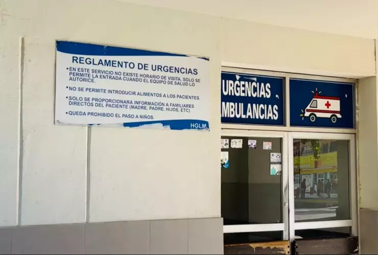 Entrada de Urgencias del Hospital General de Los Mochis