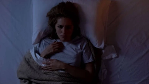 ¿Qué significa despertar a las 3 de la mañana, la hora del diablo?