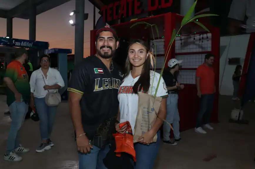 El Águila de Veracruz vs Leones de Yucatán beisbol