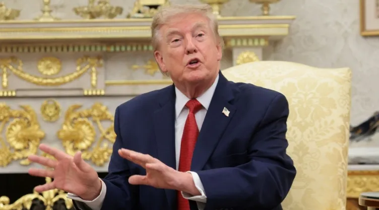 Demandan a Donald Trump por endurecer normas para la visa americana