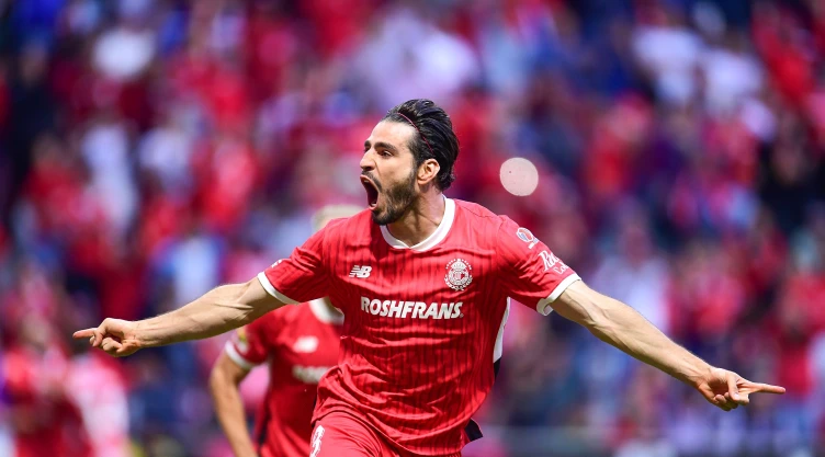 Diablos Rojos del Toluca Alexis Vega Necaxa