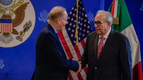 Asiste Rocha Moya a celebración de Independencia de Estados Unidos en consulado de Hermosillo