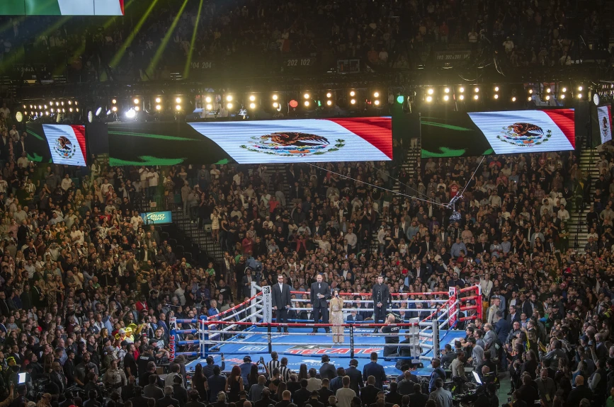 Canelo vs Kovalev