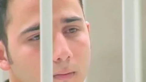 “El asesino de Cumbres” se gradúa como abogado desde la cárcel