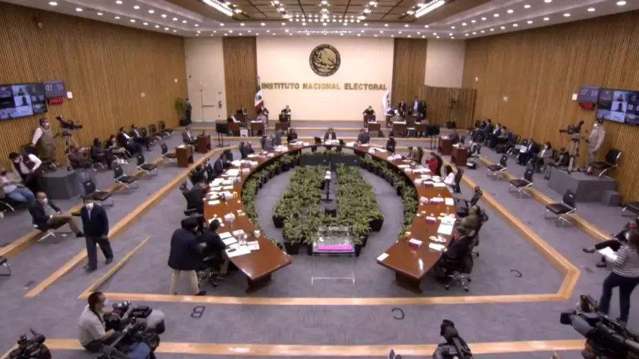 ¿Cuándo y por qué razón se creó el organismo del INE?