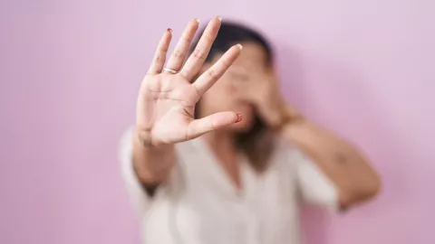 Una joven de 22 años fue hallada sin vida tras una cita acordada por una app