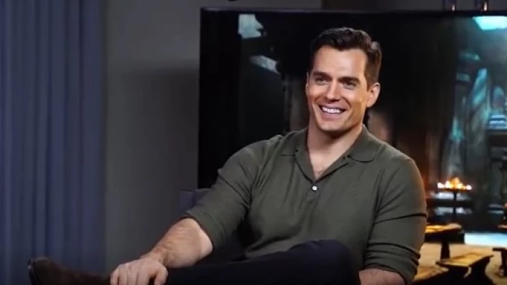 Se acabó el encanto de Henry Cavill, ya no es el hombre más guapo