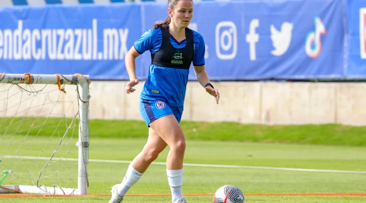 Meghan Cavanaugh, nueva jugadora de Cruz Azul Femenil.jpg
