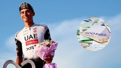 Isaac del Toro y el gran premio por su actuaci&oacute;n memorable en el Giro de Italia