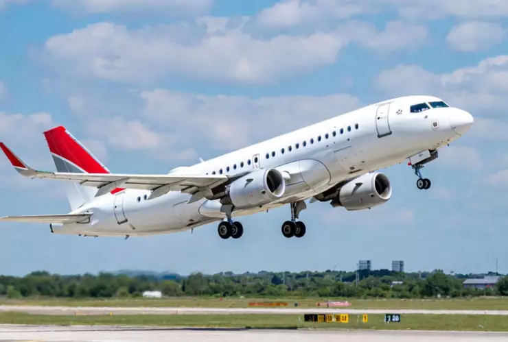 ¡Alerta navideña 6 vuelos importantes en riesgo de cancelarse! Estado del Aeropuerto Internacional del Bajío hoy 25 de diciembre EN VIVO.jpg