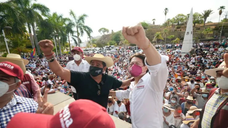 feliz-salgado-chingar (1).jpg