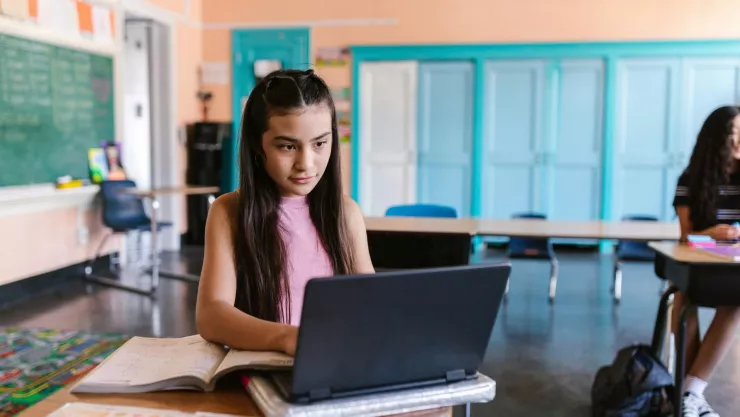 ¿Qué pasa si tienes problemas para tramitar la Beca Rita Cetina? Toma nota