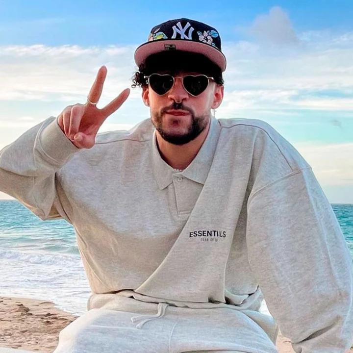 a que huele bad bunny
