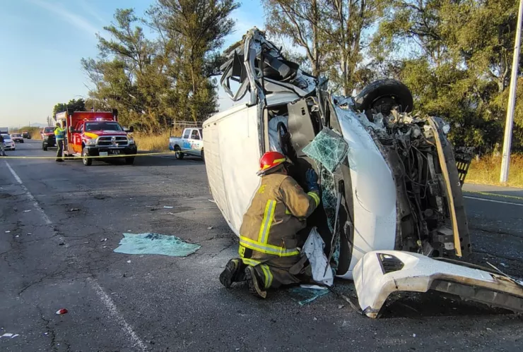 Accidente deja múltiples heridos en la carretera La Barca-Atotonilco