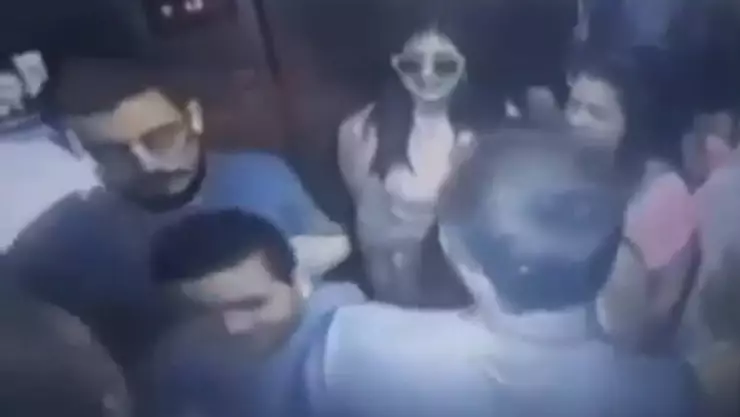 Se cae elevador en Brasil.