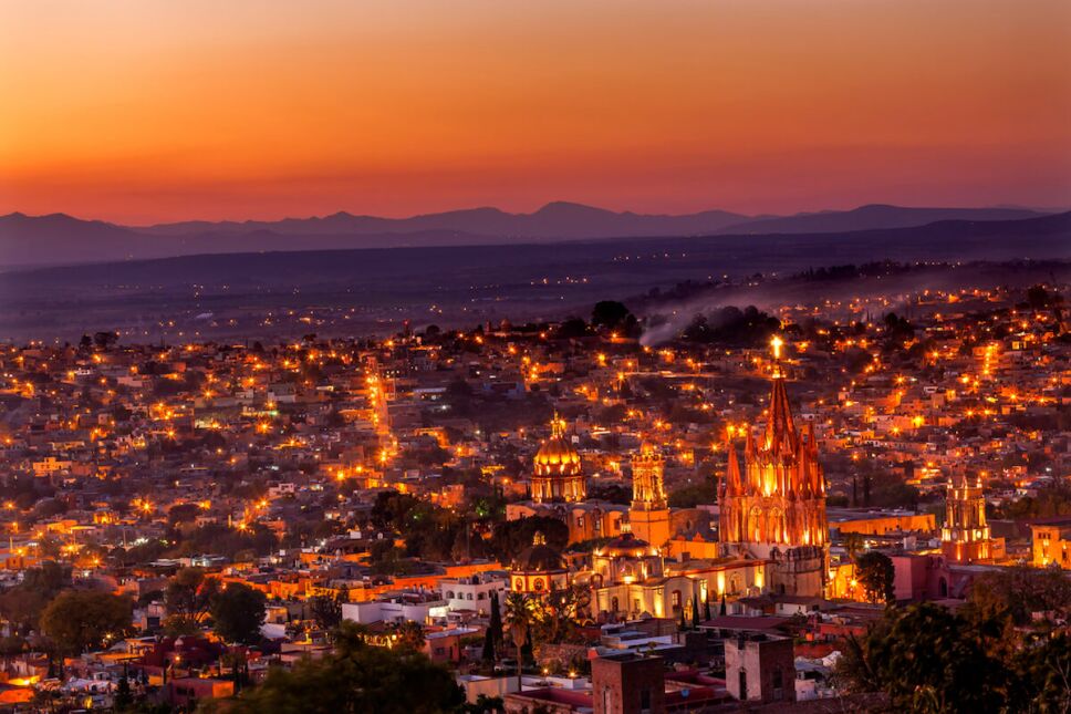 san miguel de allende en el atardecer
