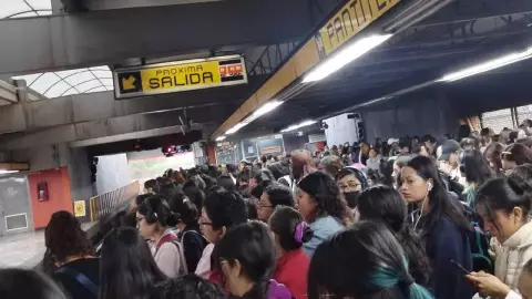Retrasos en el Metro CDMX hoy 18 de abril de 2024