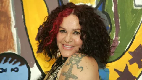 artista Kenny Avilés.jpg