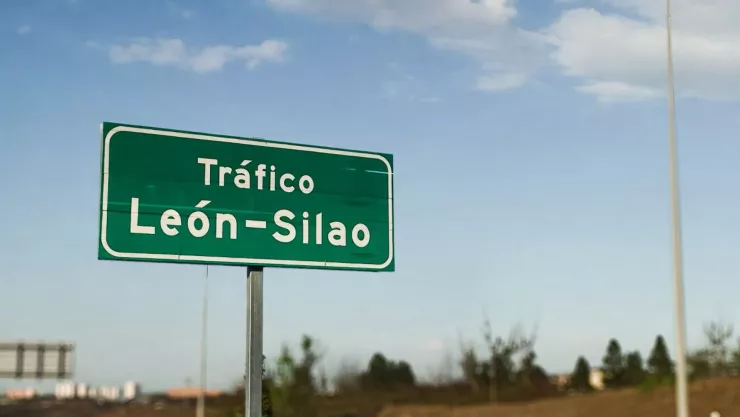 ¿Qué ocurrió Reportan totalmente paralizada la carretera León-Silao así está el tráfico vehicular hoy 18 de marzo.jpg