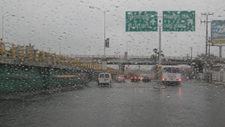 ¡Alerta hoy en Tuxtla Gutiérrez! A esta hora inician las lluvias intensas por onda tropical No. 4