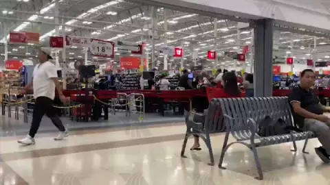 VIDEO_ Cancunenses compran víveres ante acercamiento de huracán Milton