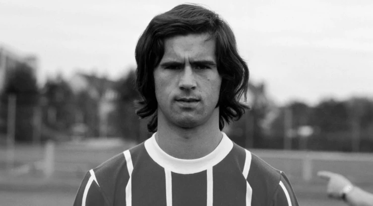 gerd muller bayern.jpg