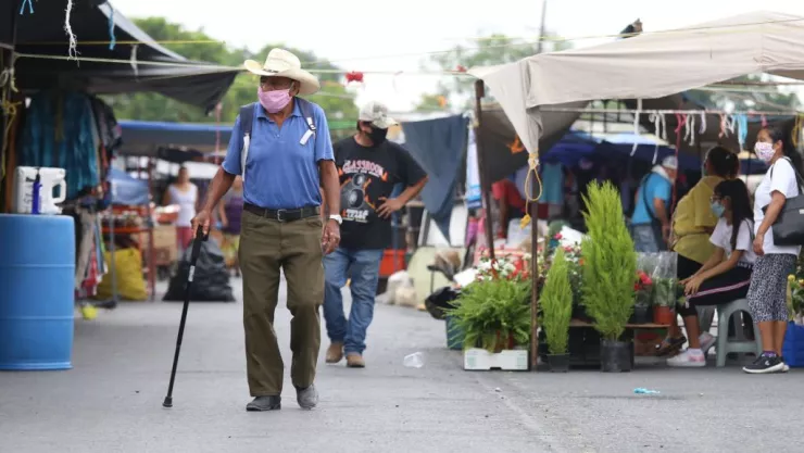 Mexicans Continue to Adapt to New Normal As Coronavirus Death Toll Increases