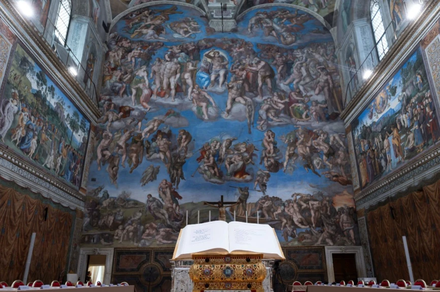 La Capilla Sixtina y el cónclave de la Iglesia católica.