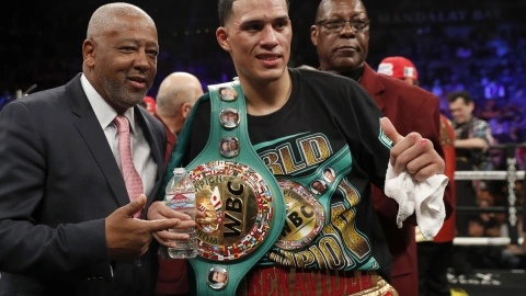 Saúl “Canelo” Álvarez pelea contra David Benavidez