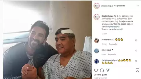 MARADONA-MEDICO.jpg