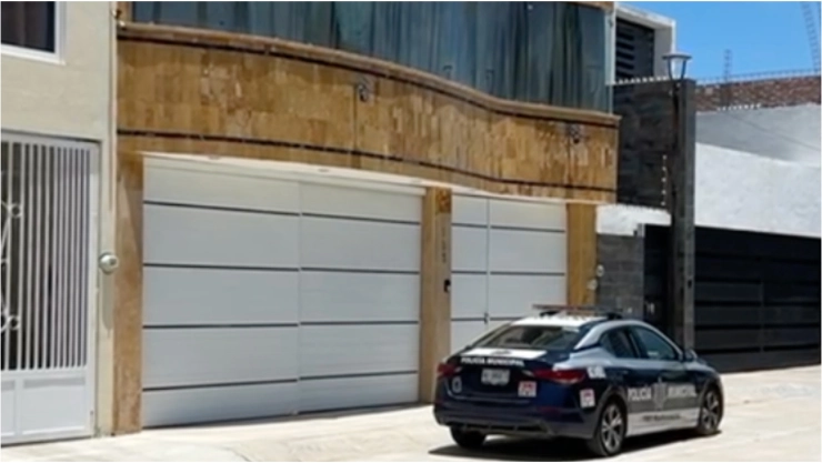 Encuentran sin vida a pareja de jóvenes en Santa Imelda; investigan posible intoxicación por gas