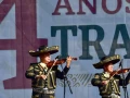 marcha de AMLO mariachis