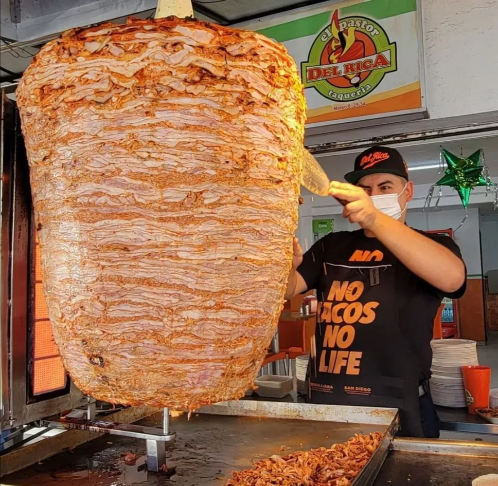 Esto es lo que cuesta comer en la taquería del “Canelo” Álvarez