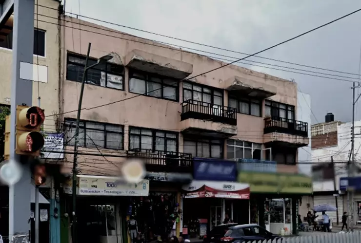 Localizan cuerpo en local de Avenida Miguel Alemán, en León