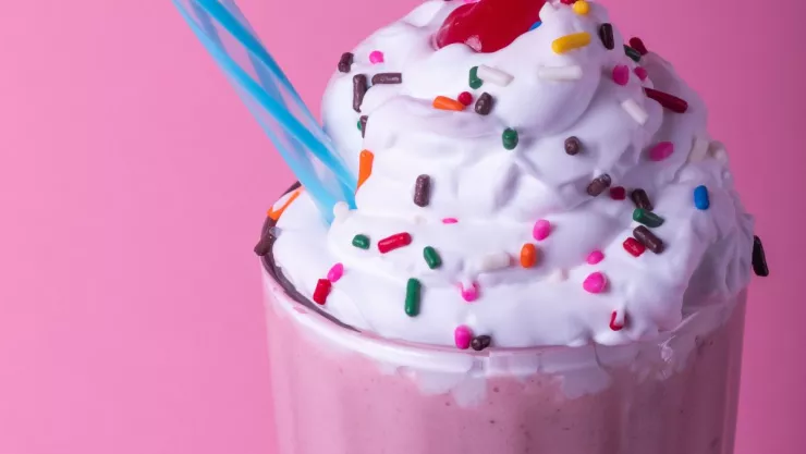 Mueren 3 personas tras consumir malteadas contaminadas por brote de listeria en Tacoma