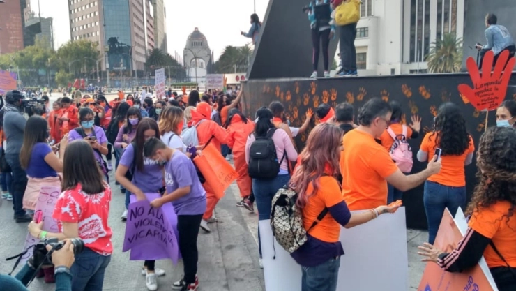 violencia contra la mujer marcha mujeres 25N