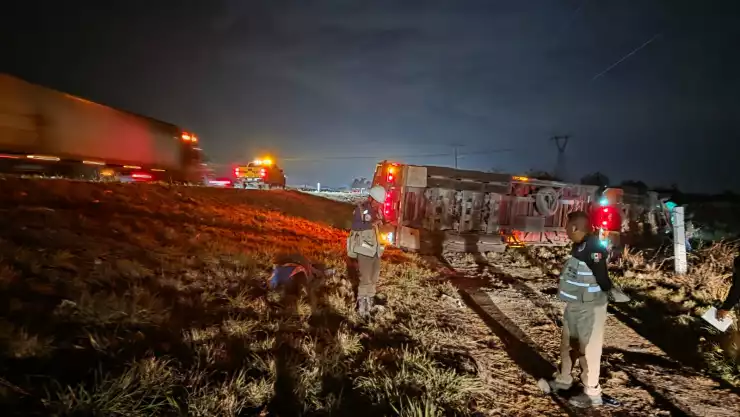 Accidente tráiler.jpeg