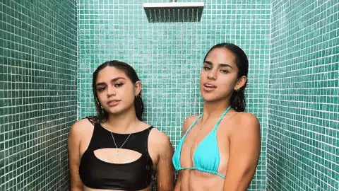 Jana Gutiérrez y Maricarmen Reyes