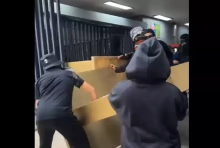 La Facultad de Química está polarizada.