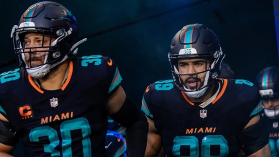 Polémica entre los aficionados de los Miami Dolphins por el nuevo uniforme Rivalries.jpeg