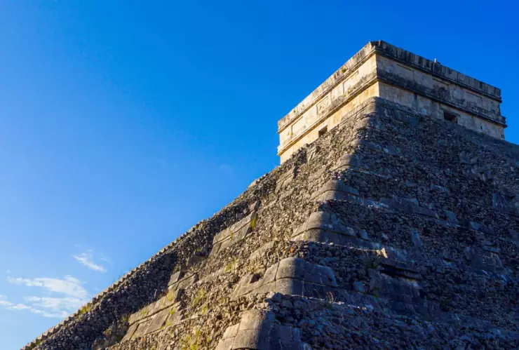 Estudio REVELA que los Mayas SACRIFICABAN a niños y gemelos en Chichén Itzá