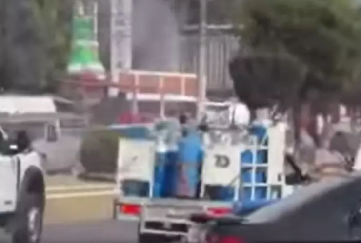 Gaseros celebran con pirotecnia en EdoMéx y generan controversia